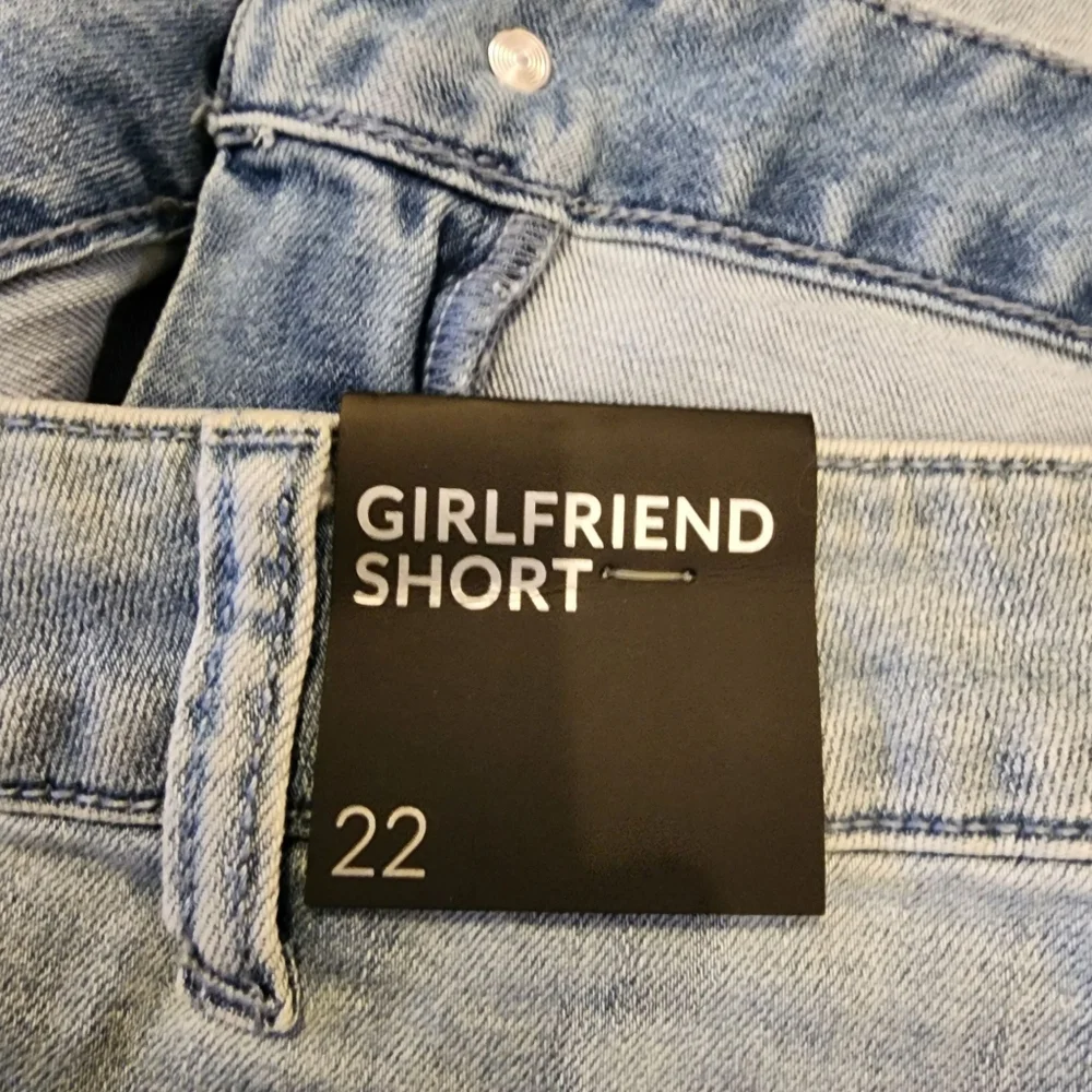 Lane Bryant Girlfriend Jeans Denim High Rise Stretch Shorts Size 22 NWT - Picture 9 of 11
